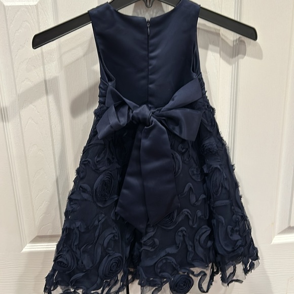 Dorissa navy dress - Picture 3 of 4